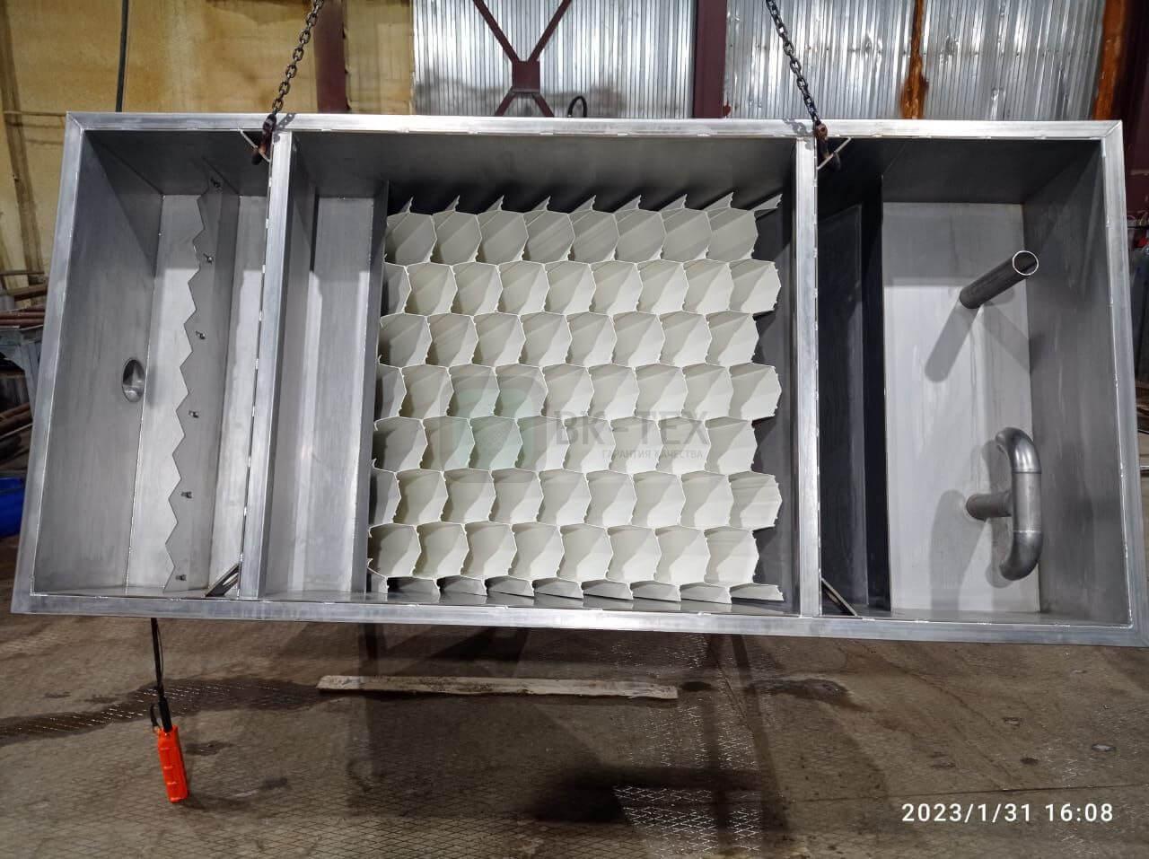 Отстойник с тонкослойным модулем %name Отстойник с тонкослойным модулем